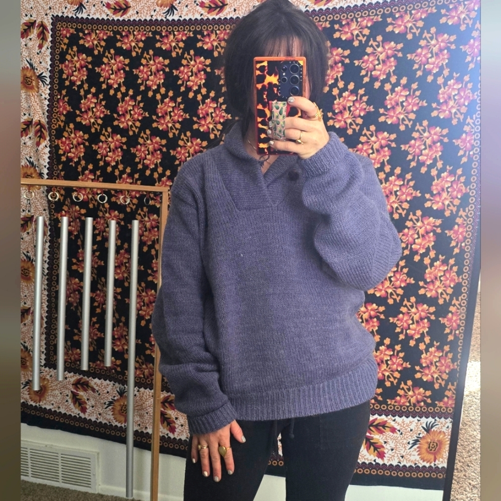 100% wool vintage oversized sweater